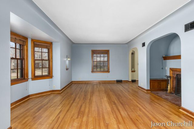 2621 Wyoming Avenue SW, Wyoming, MI 49519