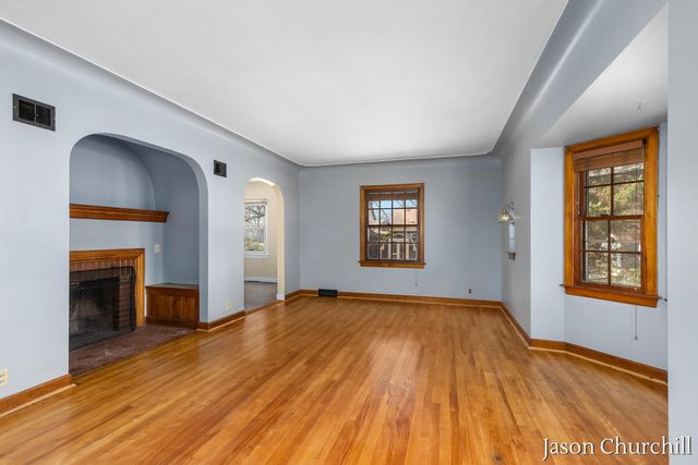 2621 Wyoming Avenue SW, Wyoming, MI 49519