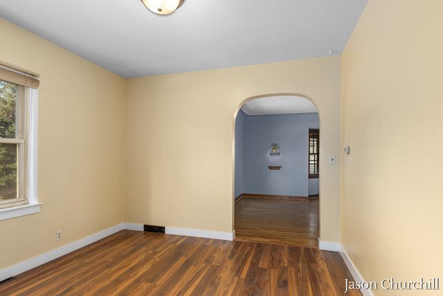 2621 Wyoming Avenue SW, Wyoming, MI 49519