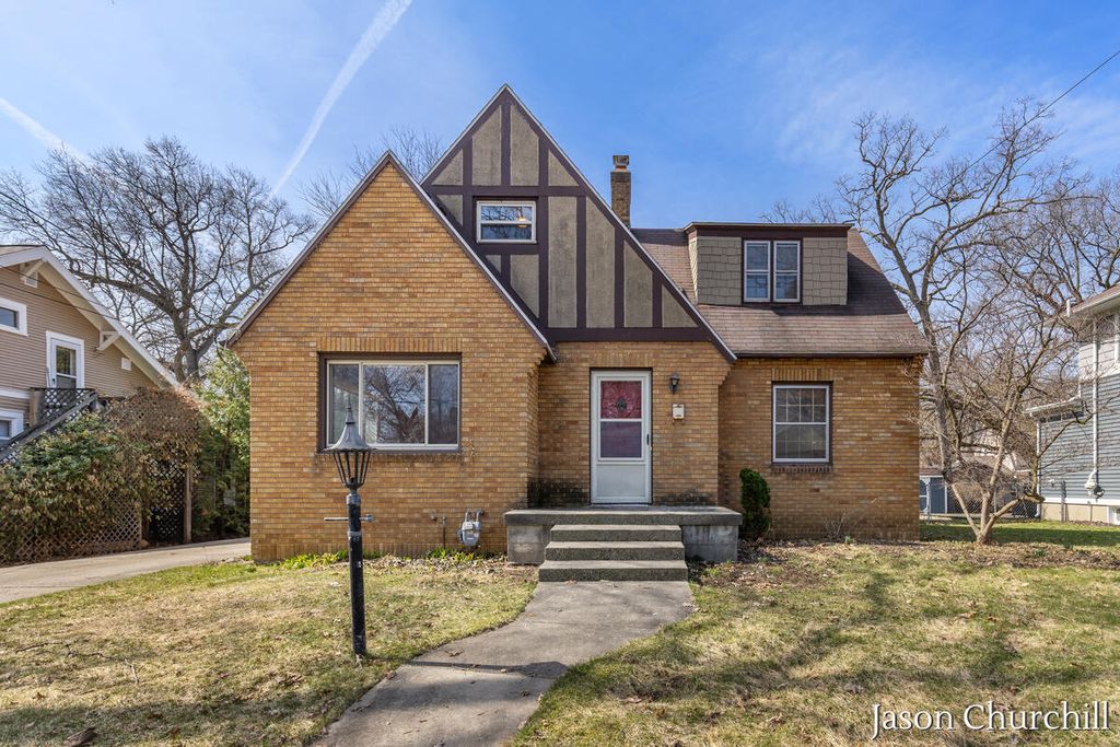 2621 Wyoming Avenue SW, Wyoming, MI 49519