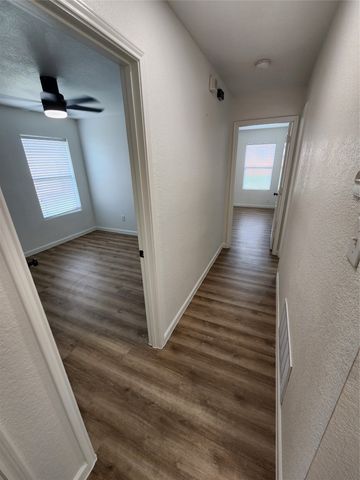 12808 Kingsgate Drive, Rhome, TX 76078