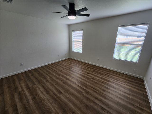 12808 Kingsgate Drive, Rhome, TX 76078