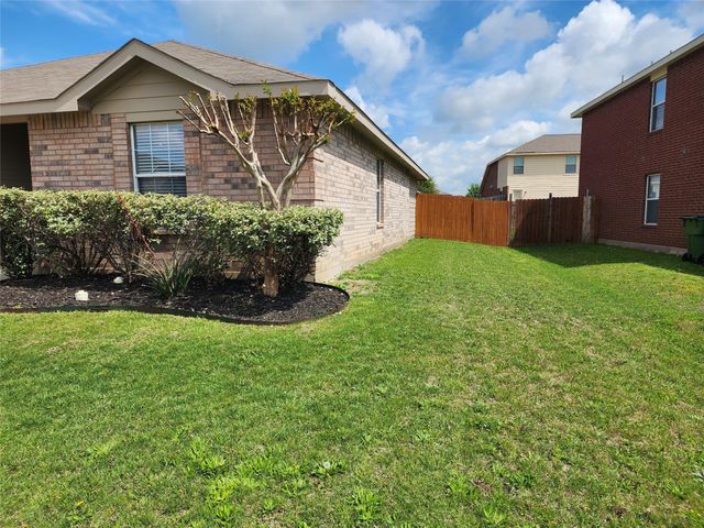 12808 Kingsgate Drive, Rhome, TX 76078