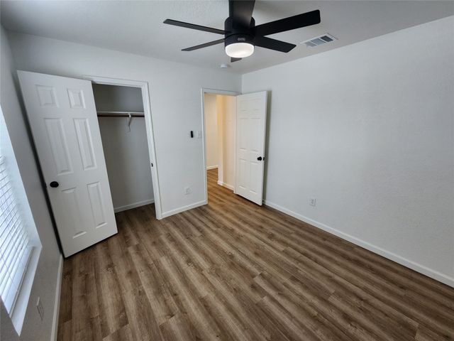 12808 Kingsgate Drive, Rhome, TX 76078