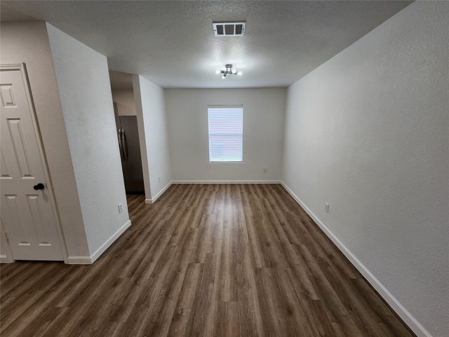 12808 Kingsgate Drive, Rhome, TX 76078