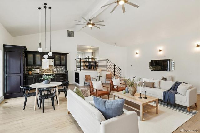 1084 S Parfet Court, Lakewood, CO 80226