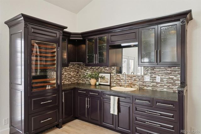 1084 S Parfet Court, Lakewood, CO 80226