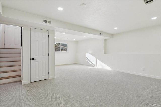 1084 S Parfet Court, Lakewood, CO 80226