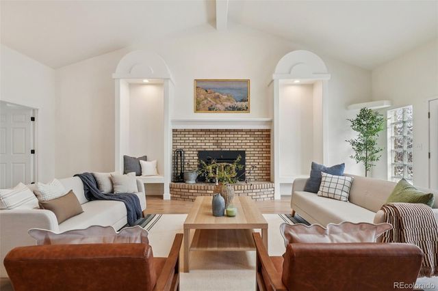 1084 S Parfet Court, Lakewood, CO 80226