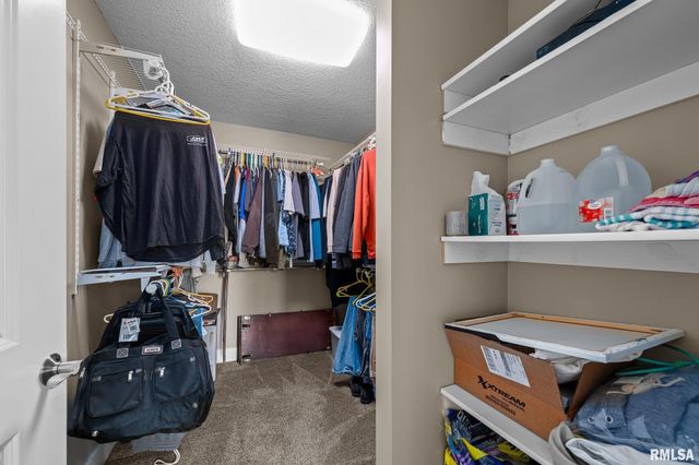 2720 KENNEDY Drive, East Moline, IL 61244