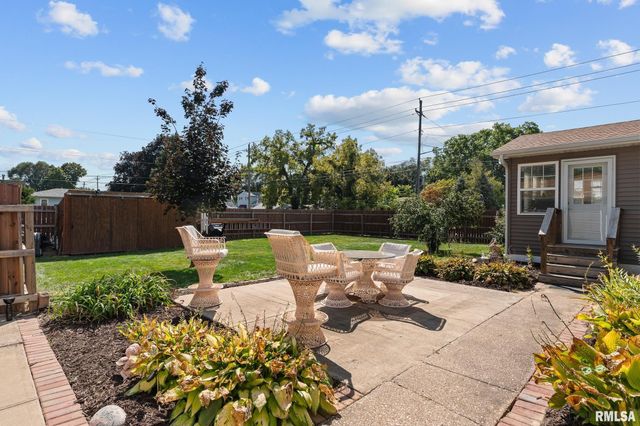 2720 KENNEDY Drive, East Moline, IL 61244