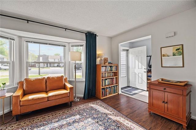 713 Crystal Springs CT, Virginia Beach, VA 23462