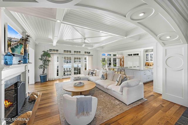 176 Squan Beach Drive, Mantoloking, NJ 08738