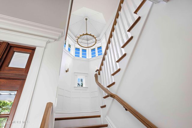 176 Squan Beach Drive, Mantoloking, NJ 08738