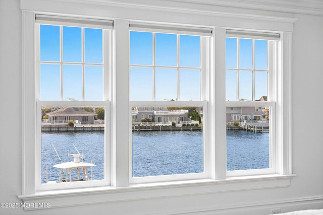 176 Squan Beach Drive, Mantoloking, NJ 08738