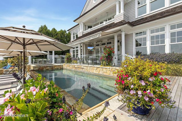 176 Squan Beach Drive, Mantoloking, NJ 08738