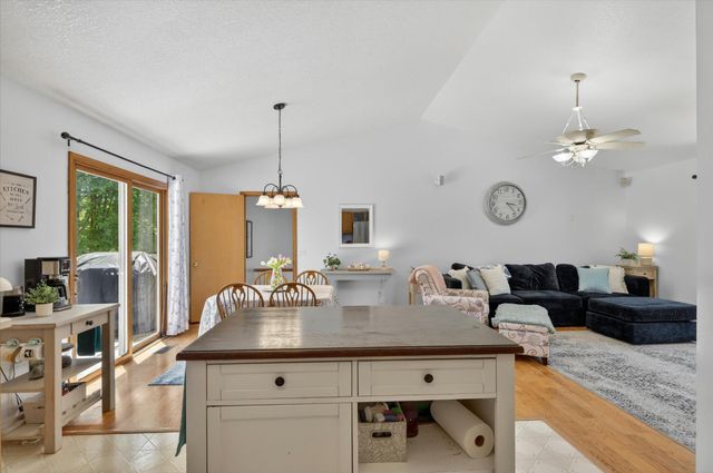 23027 Bobolink Avenue, Almena Twp, MI 49071