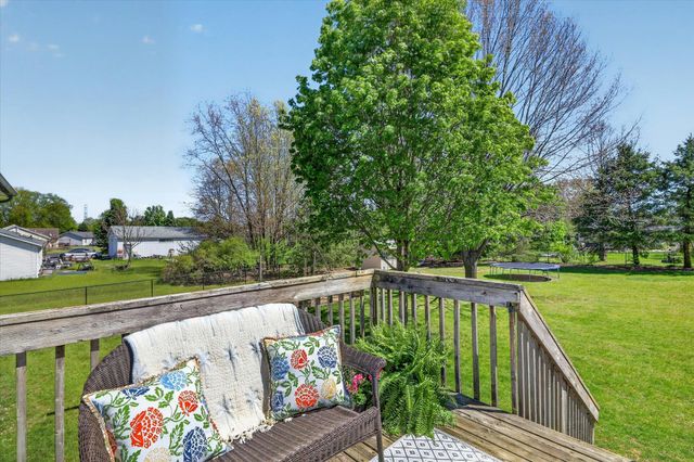 23027 Bobolink Avenue, Almena Twp, MI 49071
