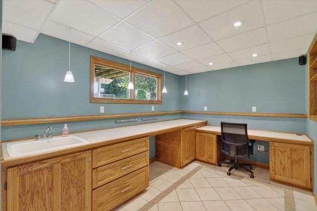 23027 Bobolink Avenue, Almena Twp, MI 49071