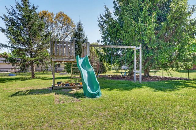23027 Bobolink Avenue, Almena Twp, MI 49071