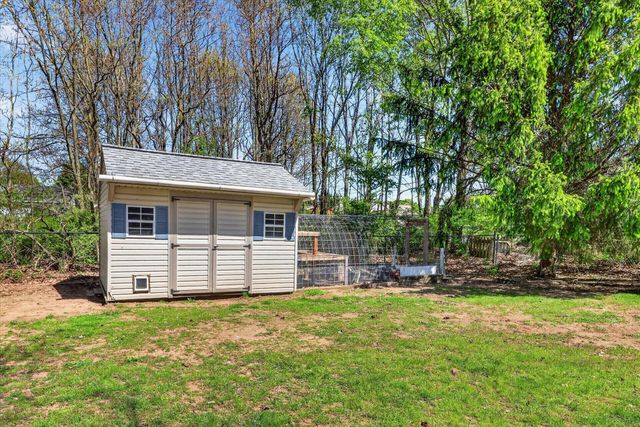 23027 Bobolink Avenue, Almena Twp, MI 49071