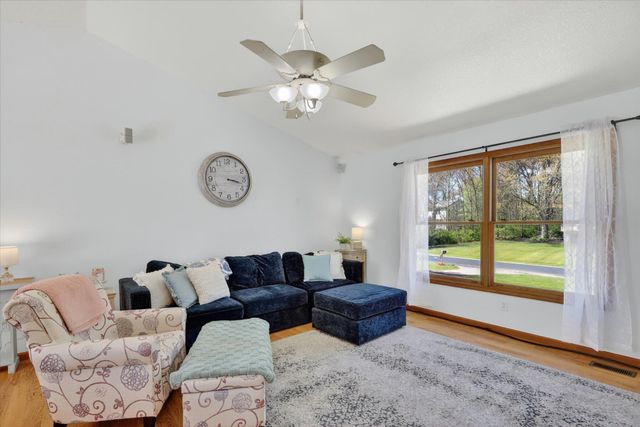 23027 Bobolink Avenue, Almena Twp, MI 49071