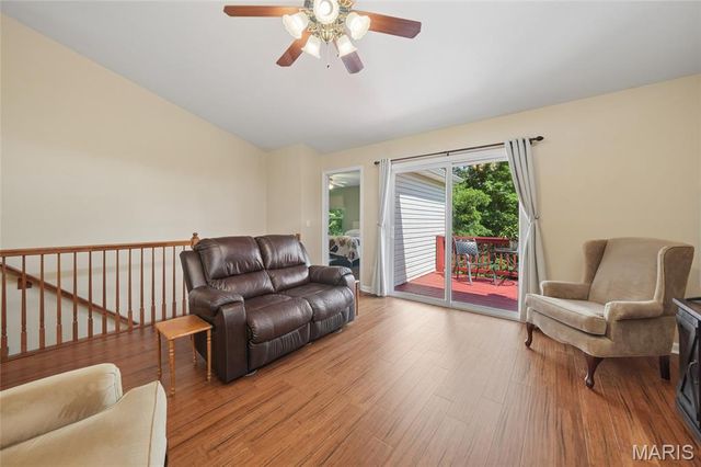 125 Fort Hancock Circle, Wright City, MO 63390