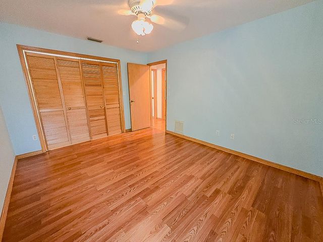 1000 ROSETREE LANE, Tarpon Springs, FL 34689