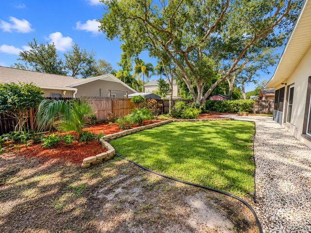 1000 ROSETREE LANE, Tarpon Springs, FL 34689