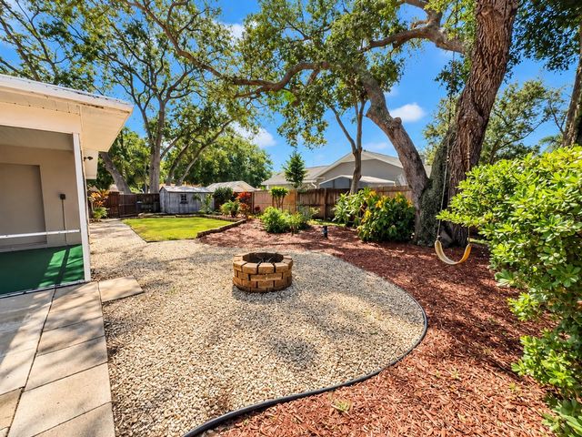 1000 ROSETREE LANE, Tarpon Springs, FL 34689