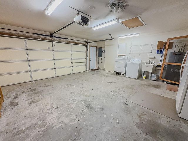 1000 ROSETREE LANE, Tarpon Springs, FL 34689