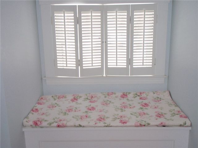 232 Greenwood Avenue, Warwick, RI 02886