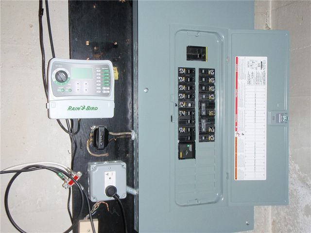 232 Greenwood Avenue, Warwick, RI 02886