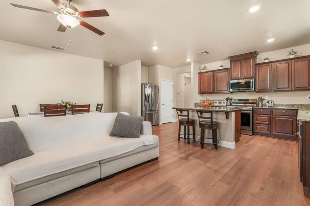 3777 Arcano Ave, Olivehurst, CA 95961