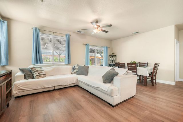 3777 Arcano Ave, Olivehurst, CA 95961