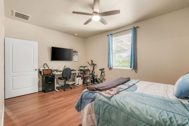 3777 Arcano Ave, Olivehurst, CA 95961