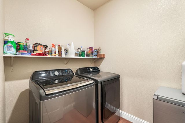 3777 Arcano Ave, Olivehurst, CA 95961