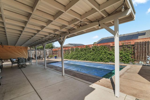 3777 Arcano Ave, Olivehurst, CA 95961