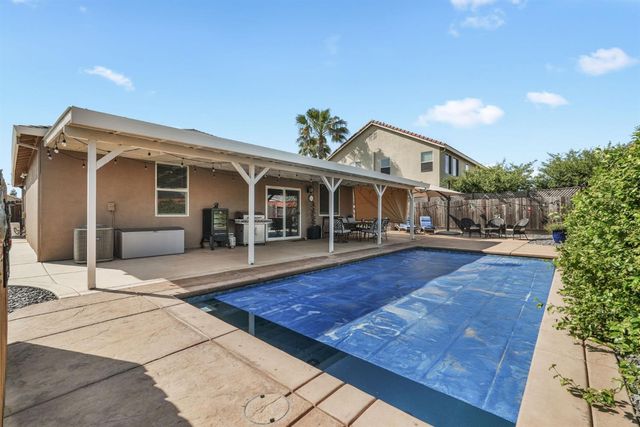 3777 Arcano Ave, Olivehurst, CA 95961