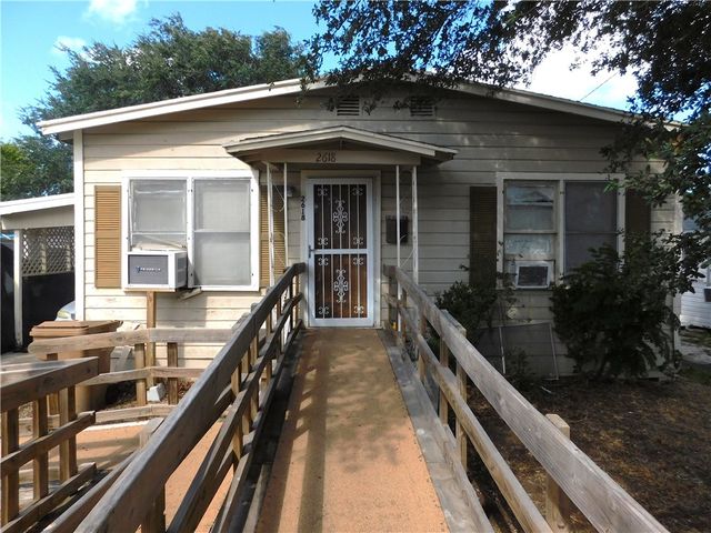 2618 Wainwright St, Corpus Christi, TX 78405