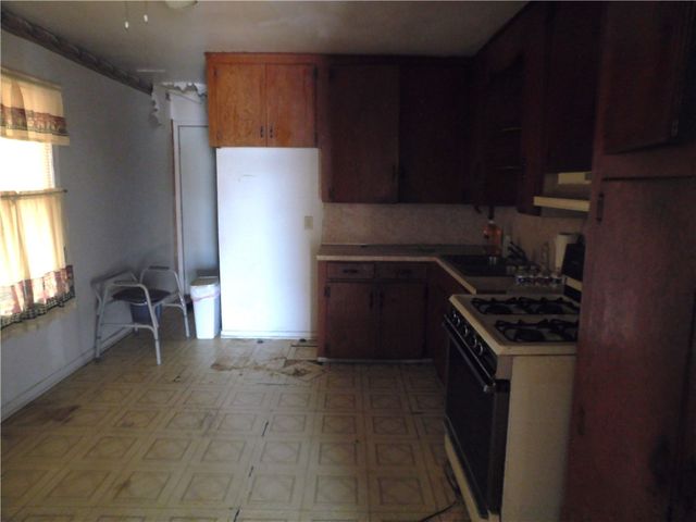 2618 Wainwright St, Corpus Christi, TX 78405