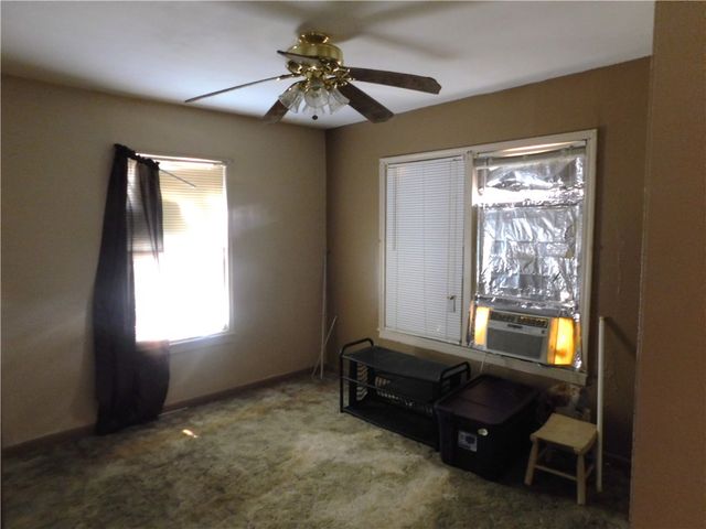 2618 Wainwright St, Corpus Christi, TX 78405