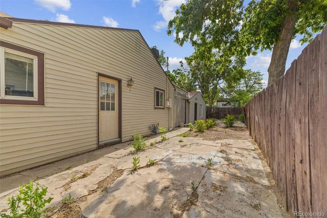 1595 S Wolff Street, Denver, CO 80219