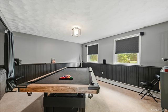 564 Clove Road, Monroe, NY 10950