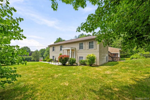 564 Clove Road, Monroe, NY 10950