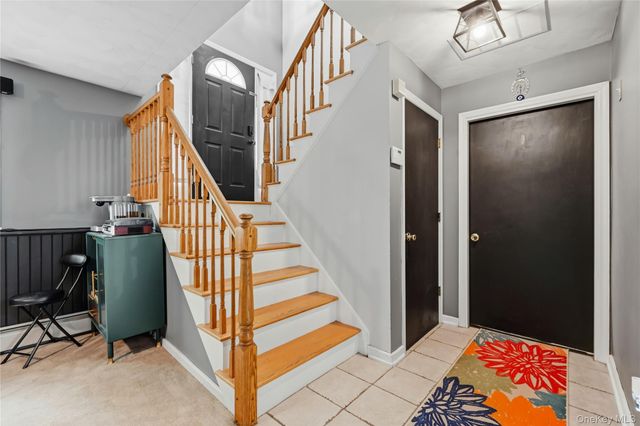 564 Clove Road, Monroe, NY 10950