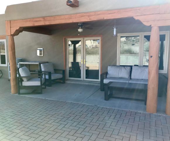 1290 Mesa Ridge Drive SW, Los Lunas, NM 87031