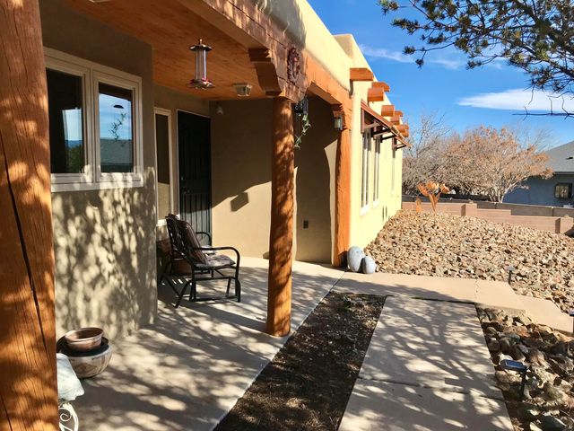 1290 Mesa Ridge Drive SW, Los Lunas, NM 87031