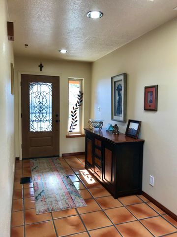 1290 Mesa Ridge Drive SW, Los Lunas, NM 87031