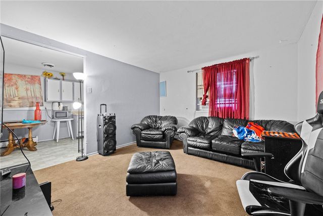 110-112 Evelyn Street, Gates, NY 14606